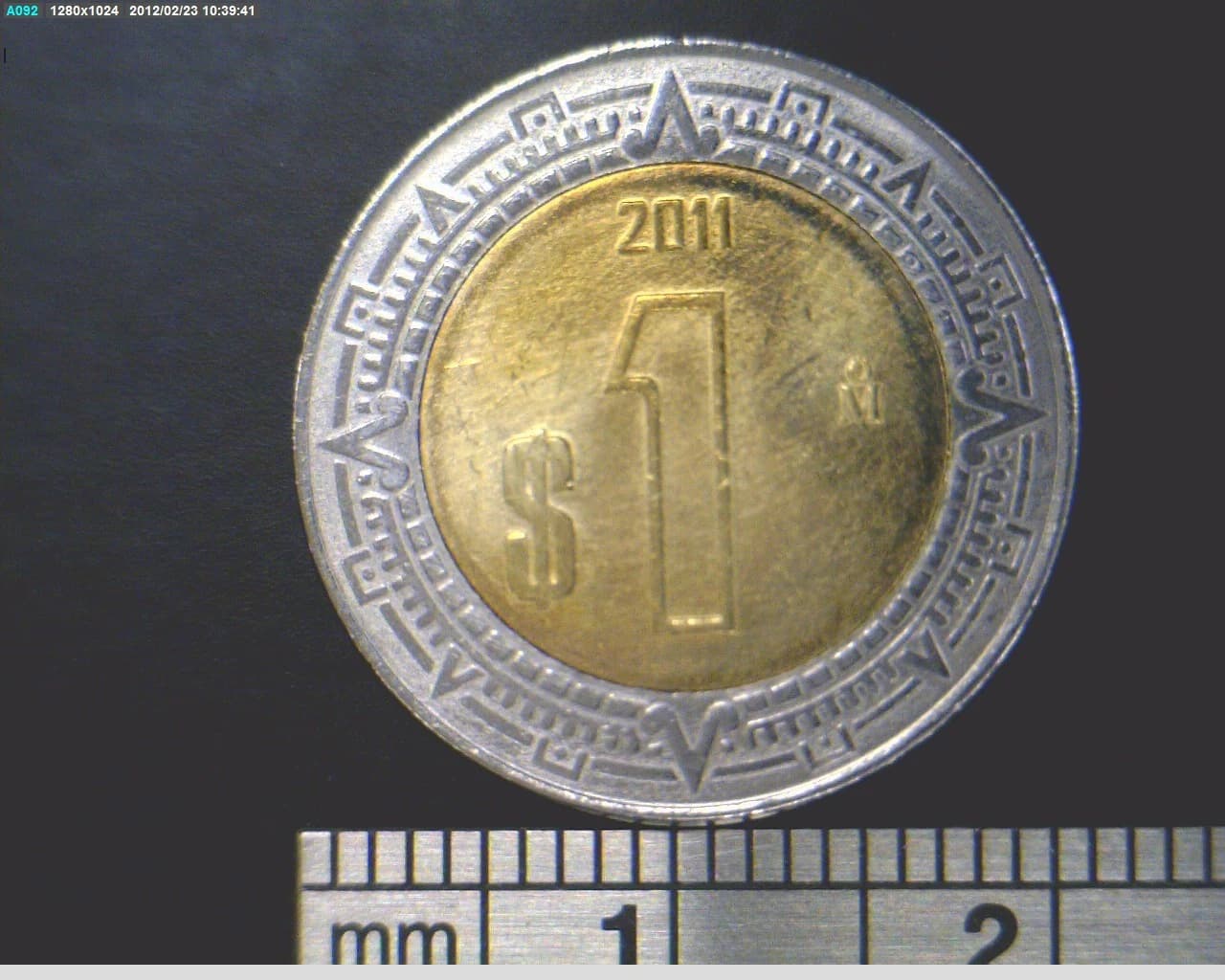 1 Bimetálica 2011 . Inventario Banxico 22727 (reverso)