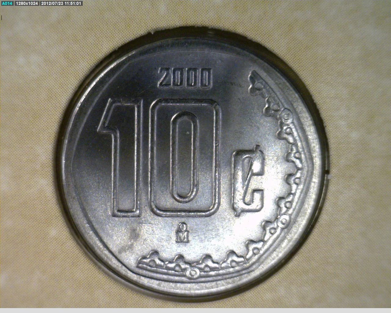 10 Centavos Acero inoxidable 2000 · Reverso