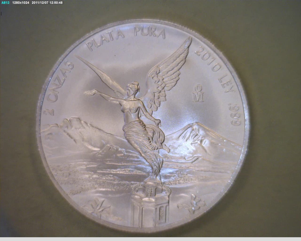 2 oz Libertad Plata 2010 · Inventario Banxico 22680 (reverso)