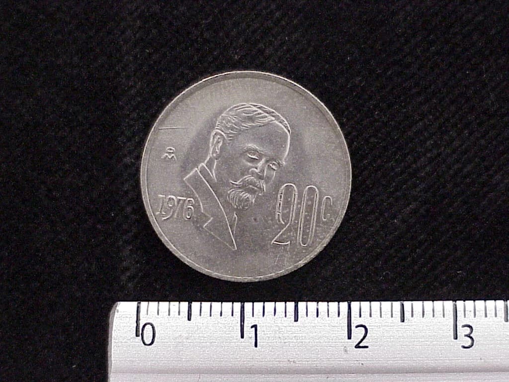 20 Cuproníquel 1976 . Inventario Banxico 12149 (reverso)