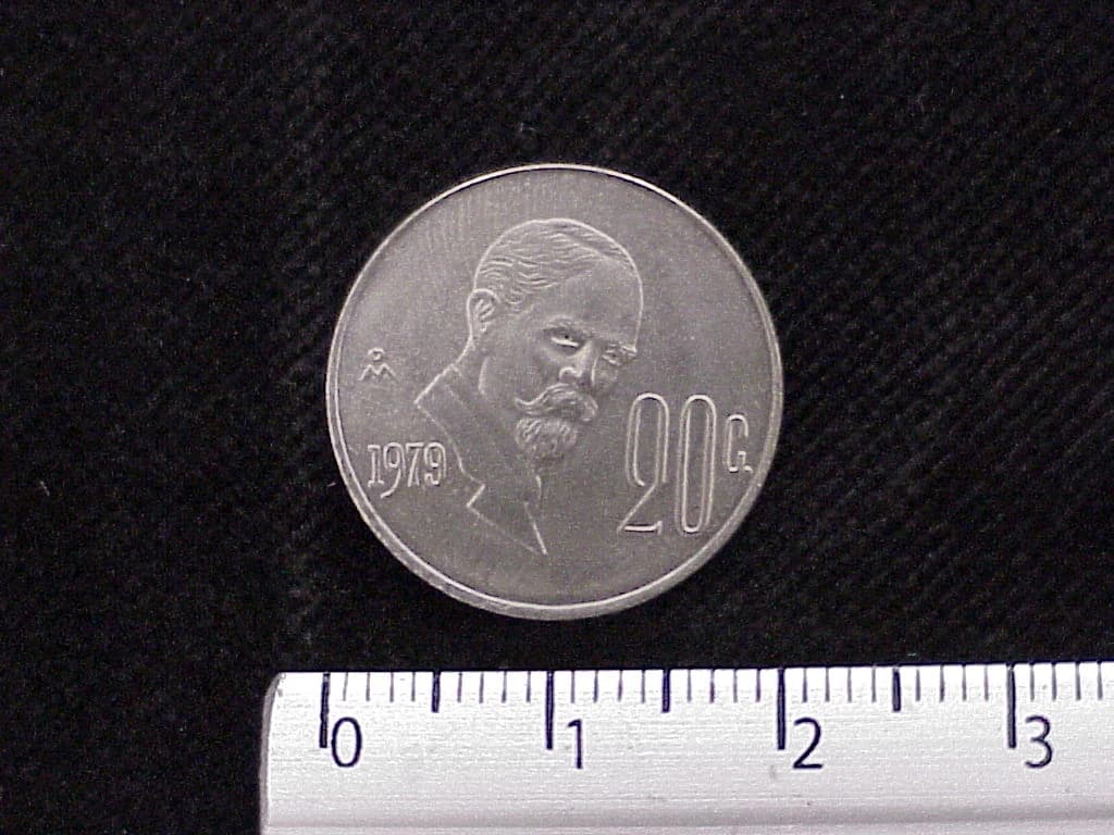 20 Cuproníquel 1979 . Inventario Banxico 12158 (reverso)