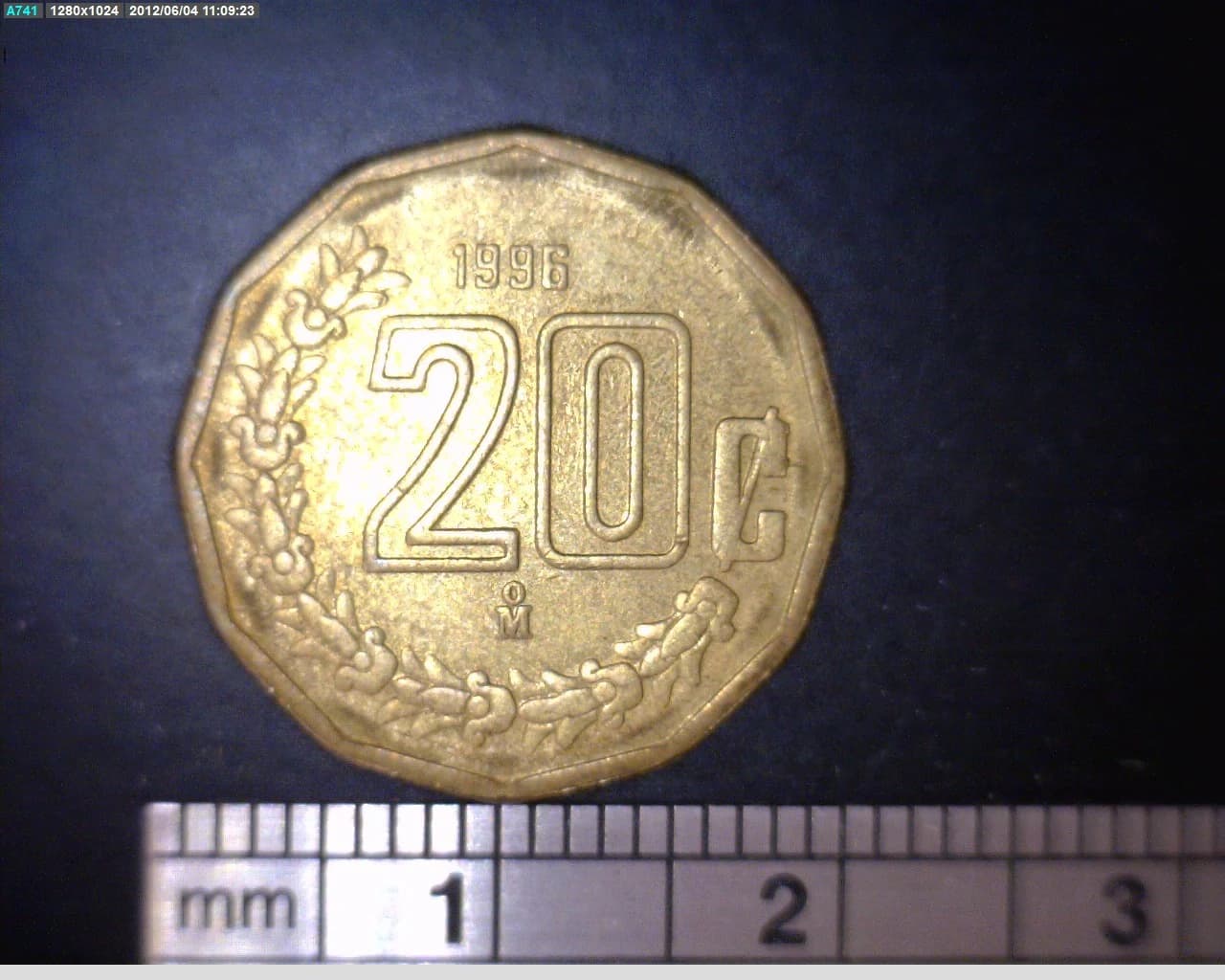 20 Bronce Aluminio 1996 . Inventario Banxico 19030 (reverso)