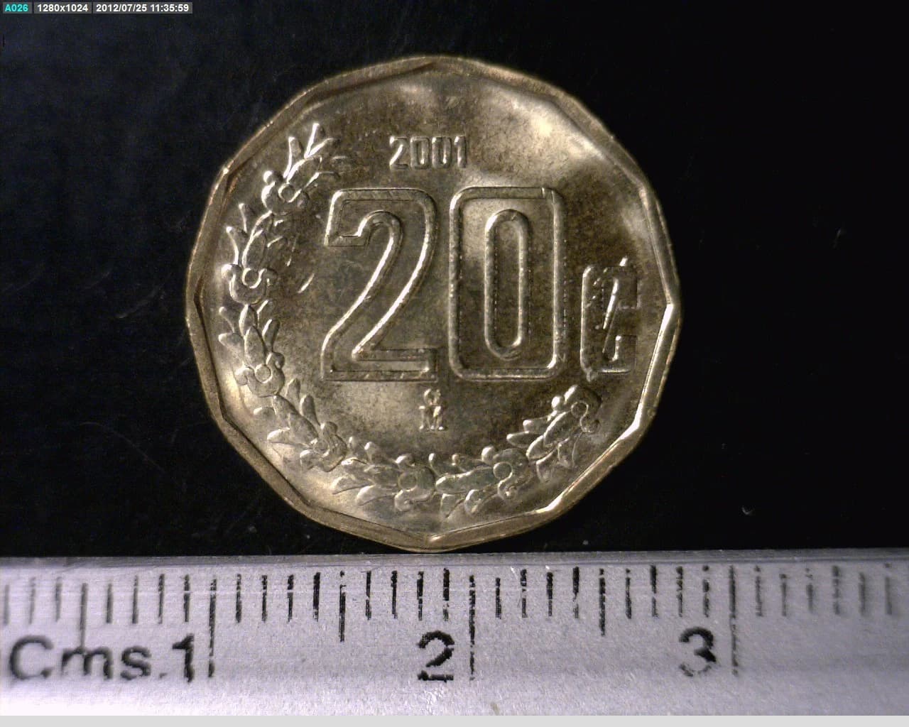 20 Centavos Bronce Aluminio 2001 · Reverso