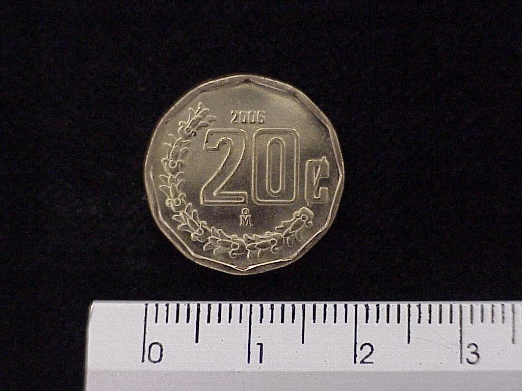 20 Centavos Bronce Aluminio 2006 · Reverso