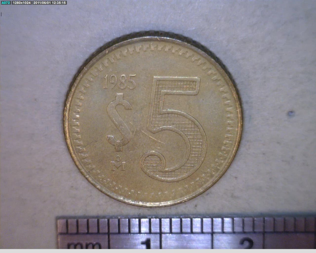 5 Pesos Bronce Aluminio 1985 (reverso)