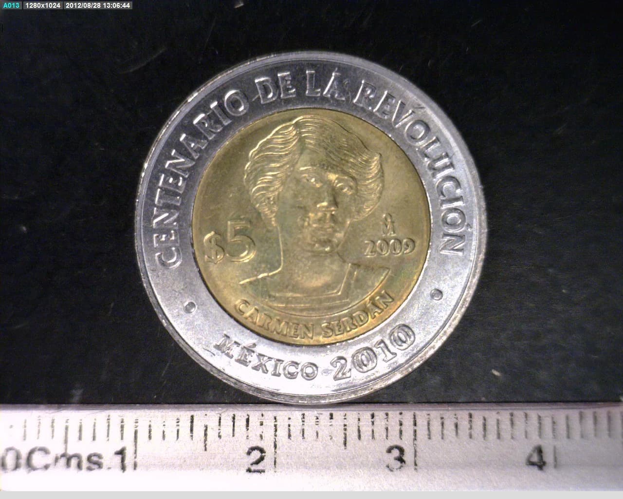 5 Pesos Centenario de la Revolución Mexicana: Carmen Serdán 2009 · Reverso