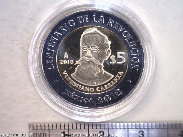 5 Pesos Centenario de la Revolución Mexicana: Venustiano Carranza 2010 · Reverso