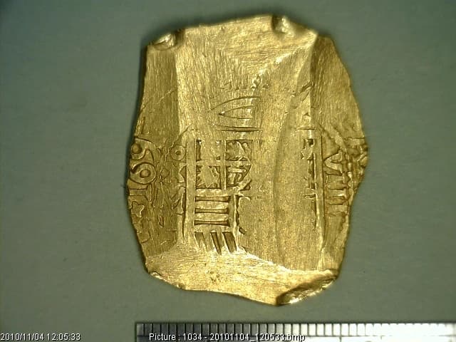 8-escudos-carlos-ii-1697-mexico-l - anverso (Banxico)