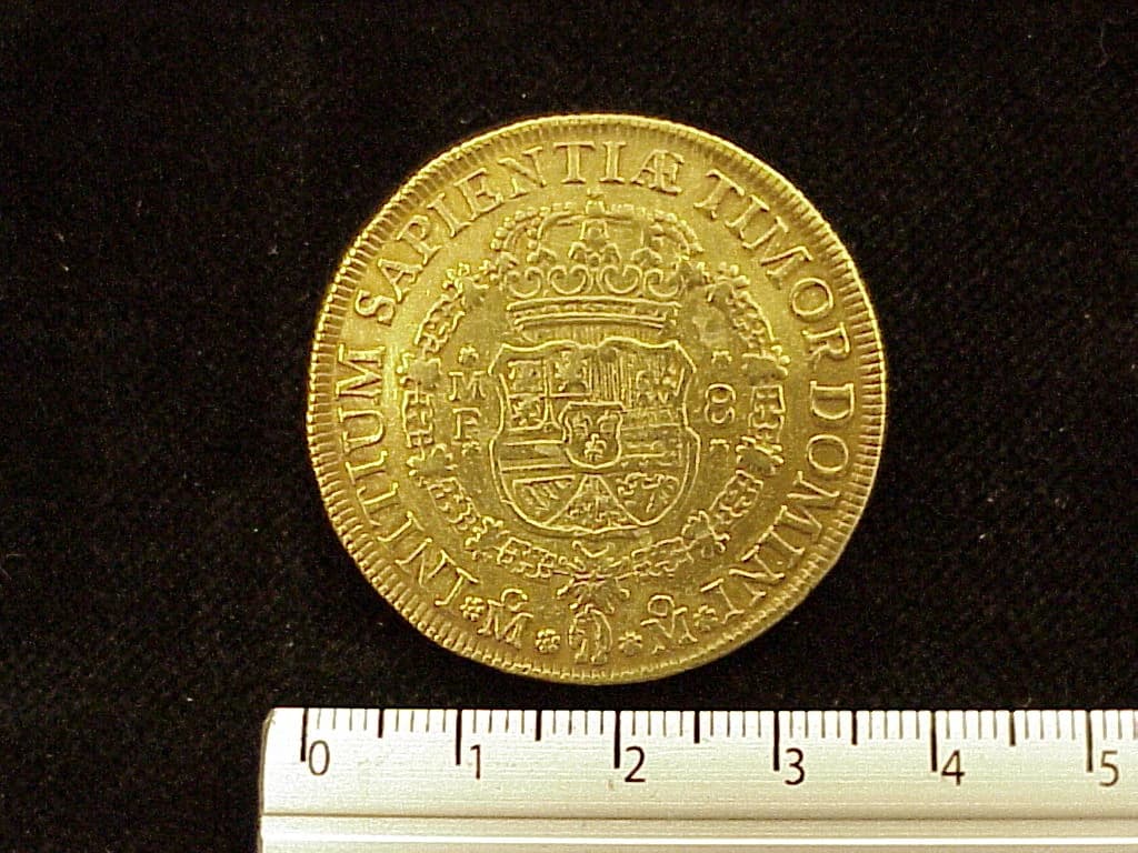 8 Escudos Felipe V II 1738 · Reverso
