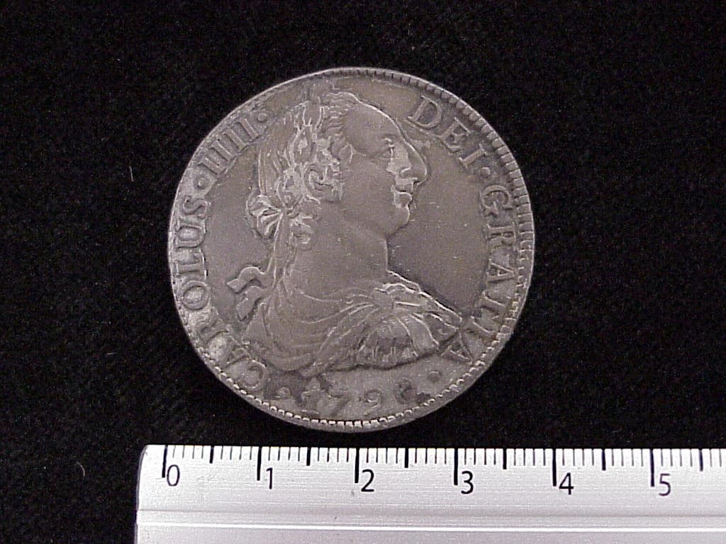 8-reales-carlos-iv-1790-mexico-fm - anverso (Banxico)