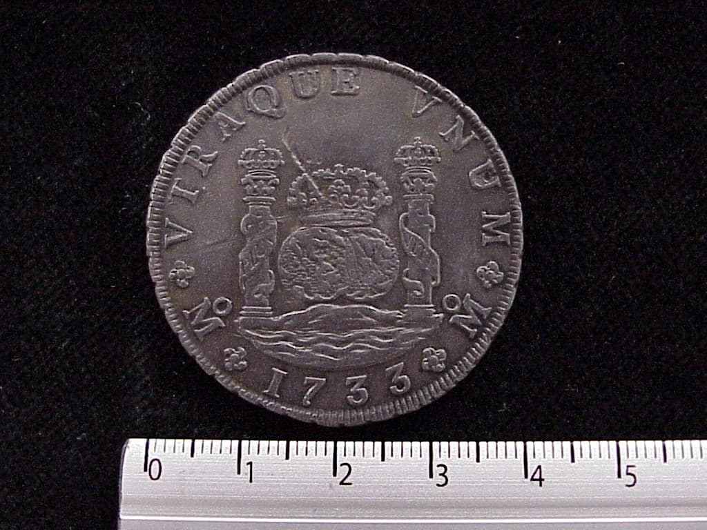 8 Reales Columnario Felipe V 1732-1733 Mo-F (reverso 1733 inv 797)