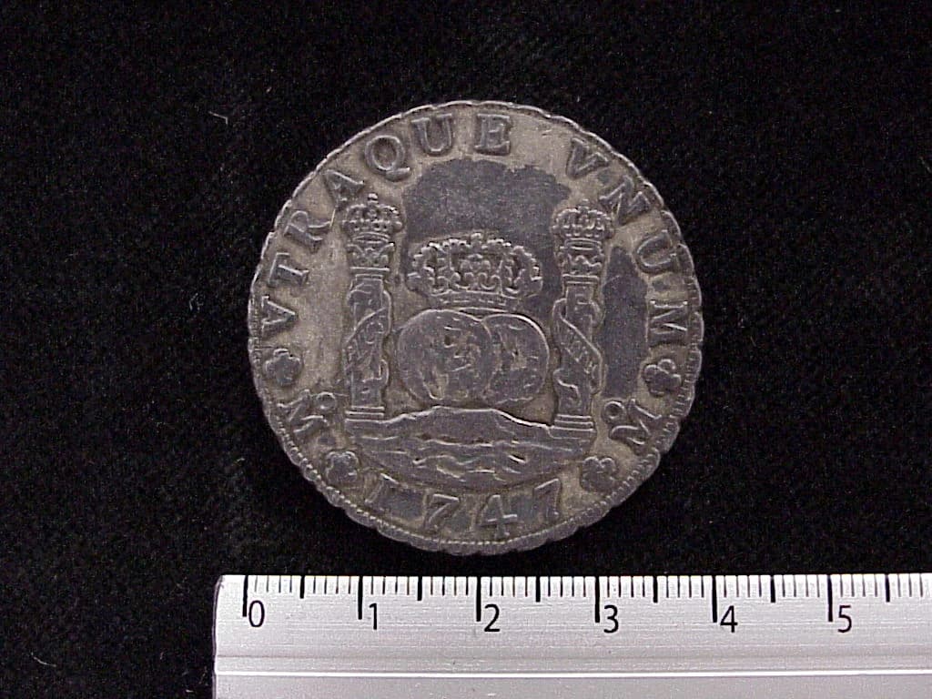 8 Reales Columnario Felipe V 1733-1747 Mo-MF (reverso 1747 inv 841)