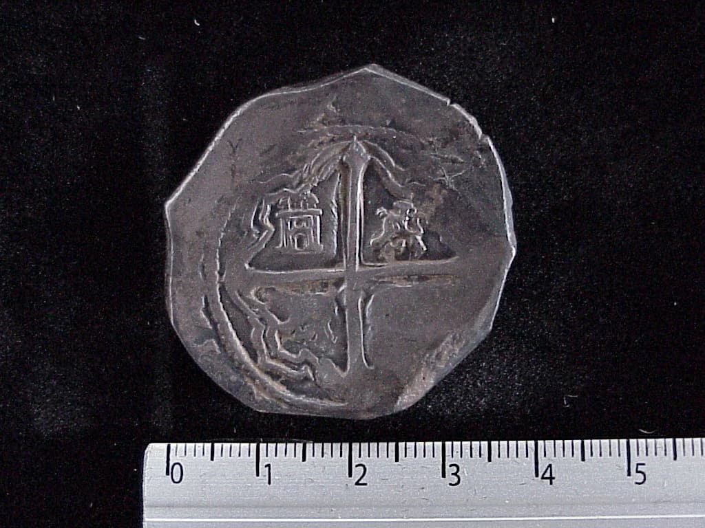 8 Reales Felipe IV 1647 · Reverso