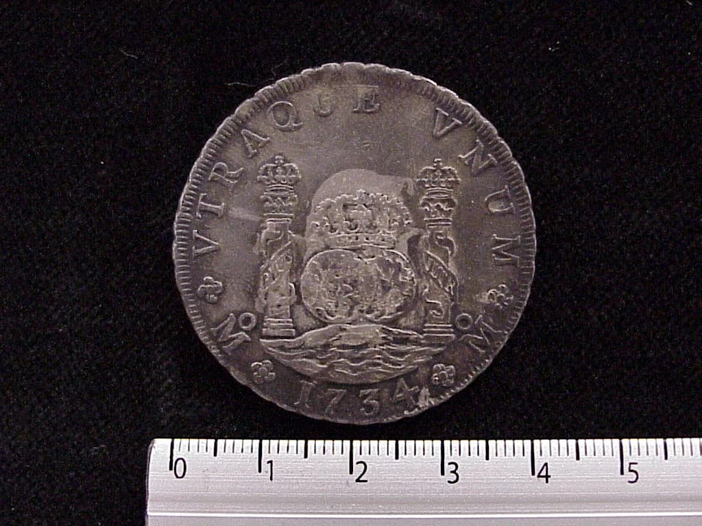 8 Reales Felipe V II 1734 · Reverso