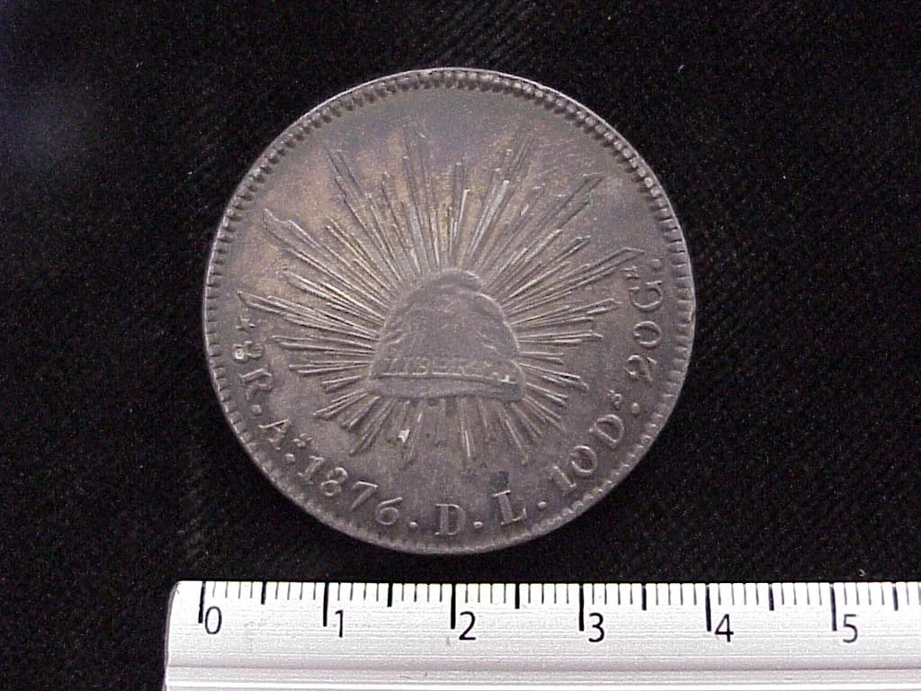 8 Plata 1876 . Inventario Banxico 5714 (reverso)