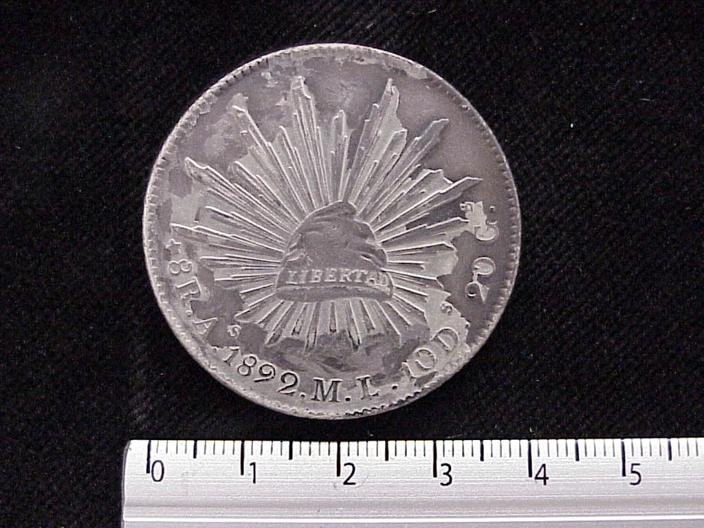 8 Plata 1892 . Inventario Banxico 5768 (reverso)