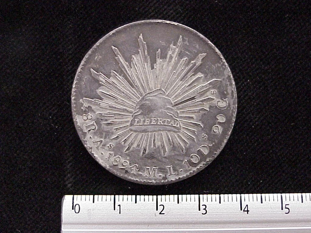 8 Plata 1894 . Inventario Banxico 5773 (reverso)