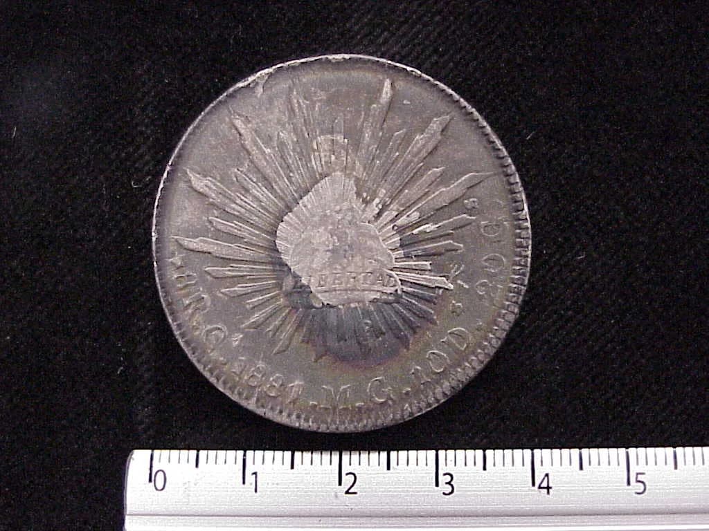 8 Plata 1881 . Inventario Banxico 6582 (reverso)