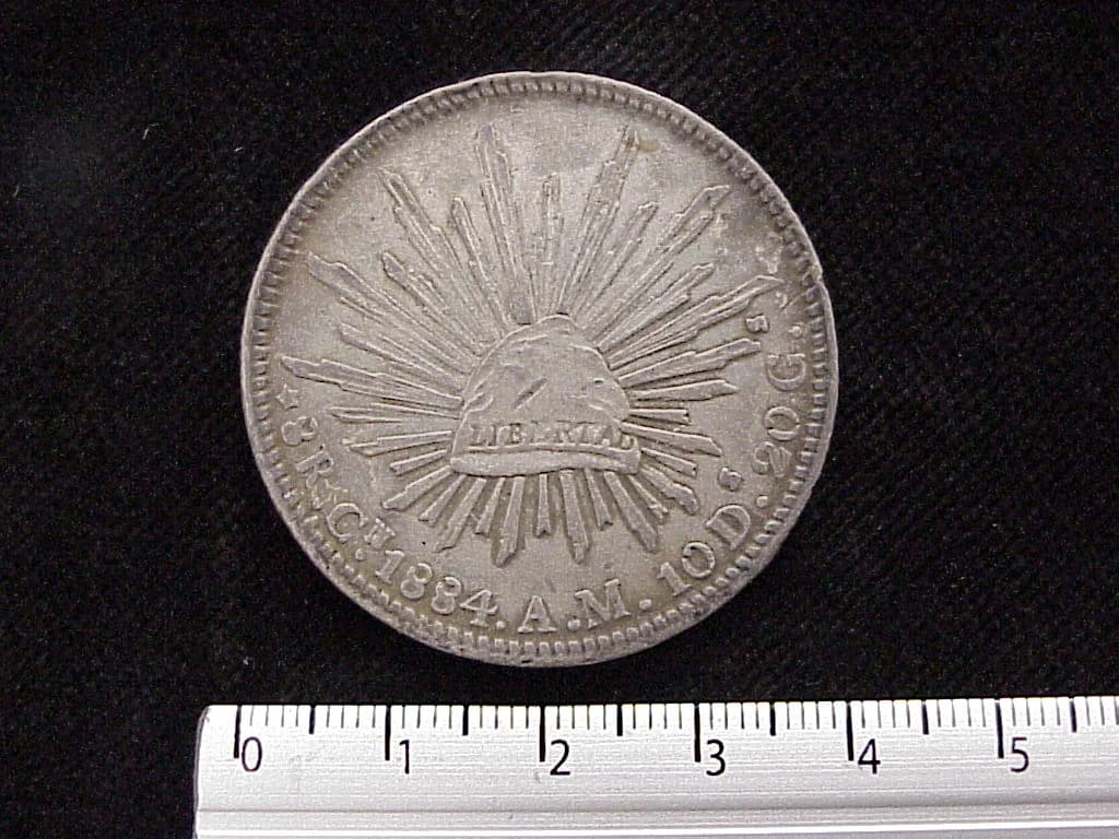 8 Plata 1884 . Inventario Banxico 6037 (reverso)