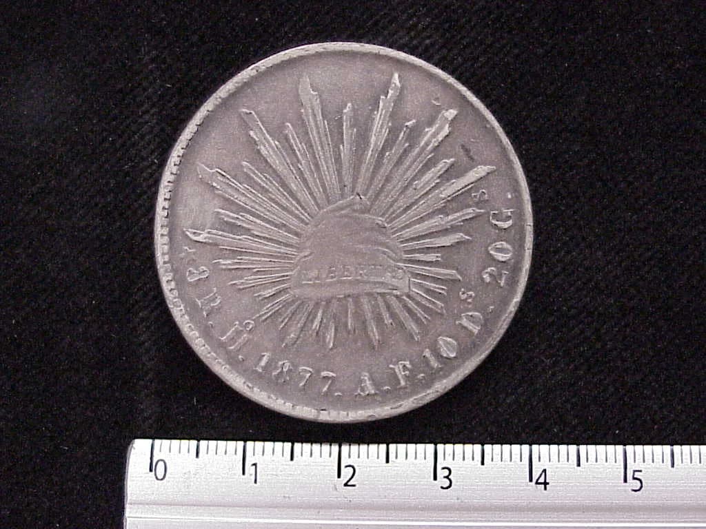 8 Plata 1877 . Inventario Banxico 9180 (reverso)