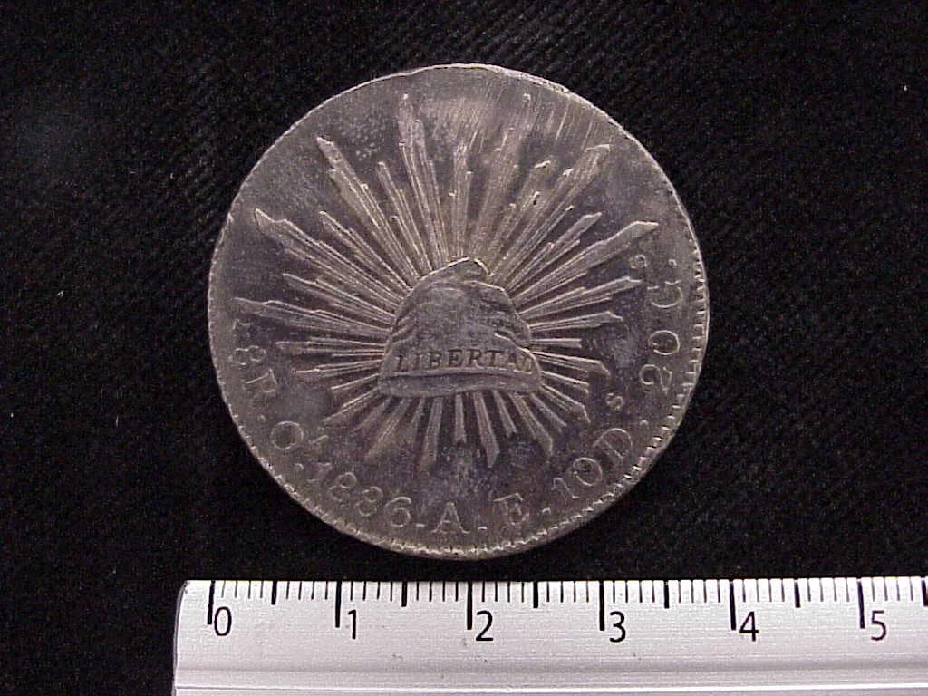 8 Plata 1886 . Inventario Banxico 9450 (reverso)