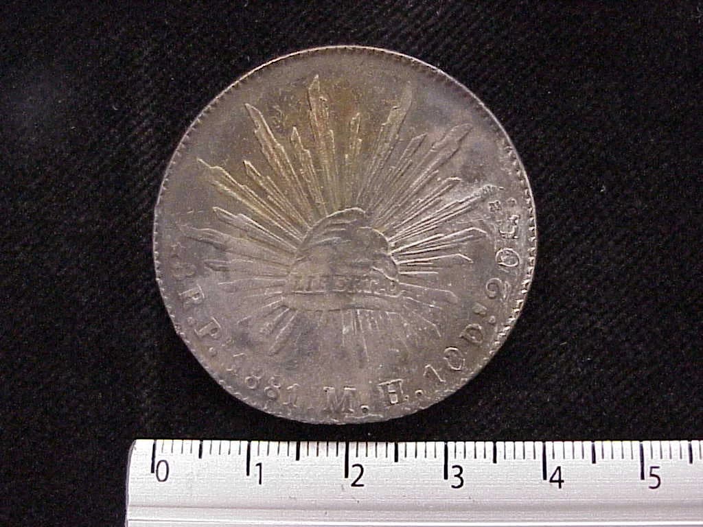 8 Plata 1881 . Inventario Banxico 9654 (reverso)