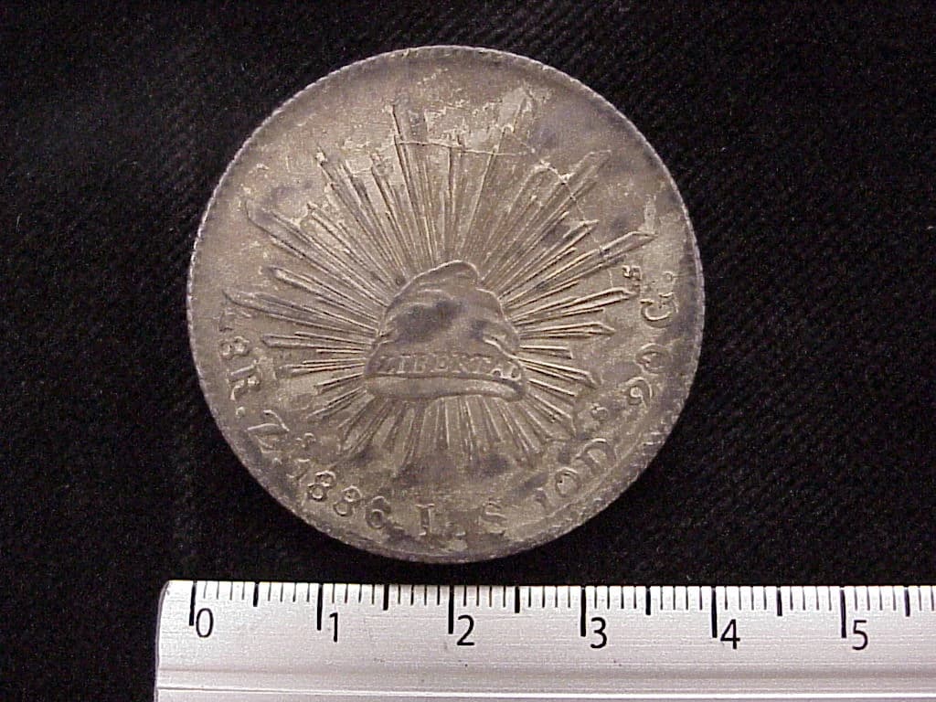 8 Plata 1886 . Inventario Banxico 10345 (reverso)