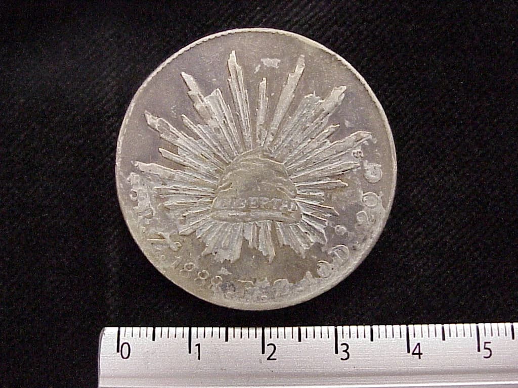 8 Plata 1888 . Inventario Banxico 10356 (reverso)